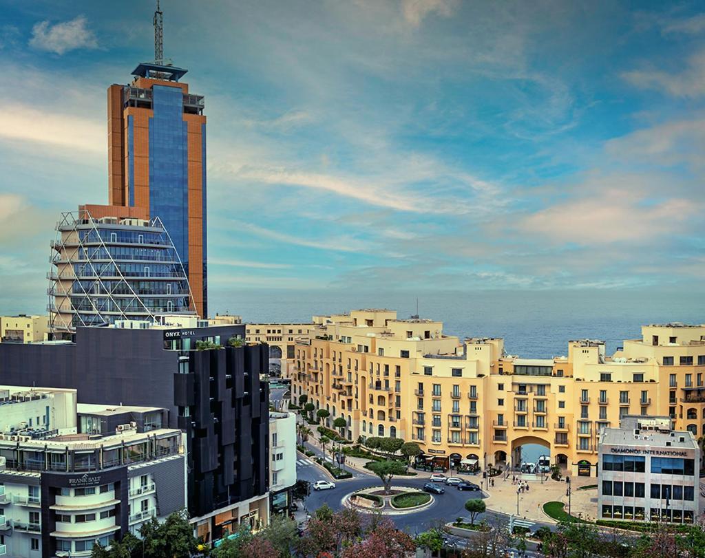Onyx Hotel San Ġiljan Buitenkant foto