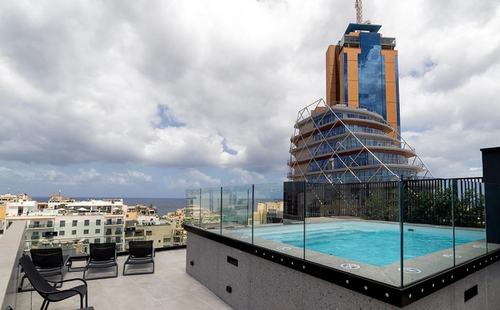 Onyx Hotel San Ġiljan Buitenkant foto